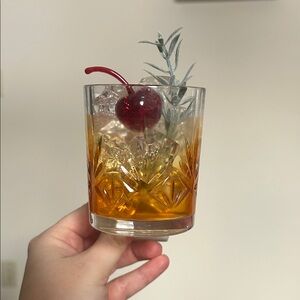 Bath & Body Works: Old fashioned Wall Plug-in